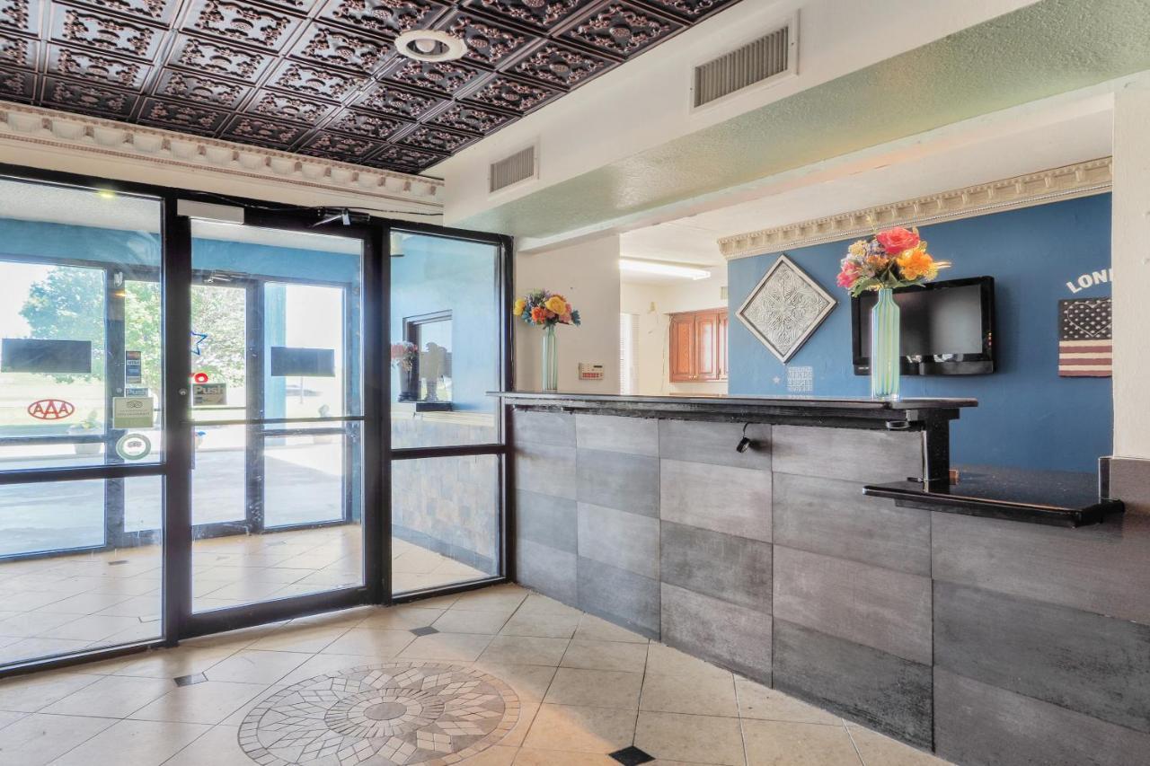 Lonestar Inn & Suites, Erick Ok Hwy 40 By Oyo Bagian luar foto